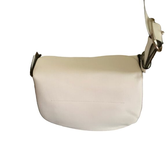 NWT FRENCH CONNECTION OLIVIA LEATHER BUCKET PURSE - WHITE NUTMEG - Picture 5 of 10